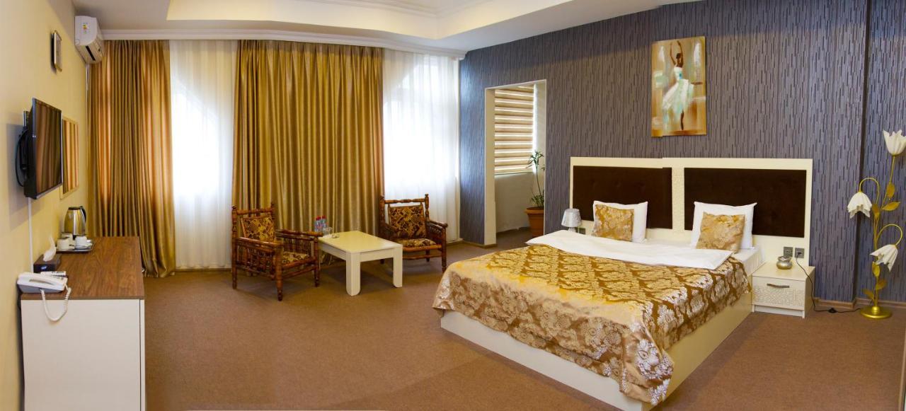 Khaghani Center Hotel Баку Екстериор снимка