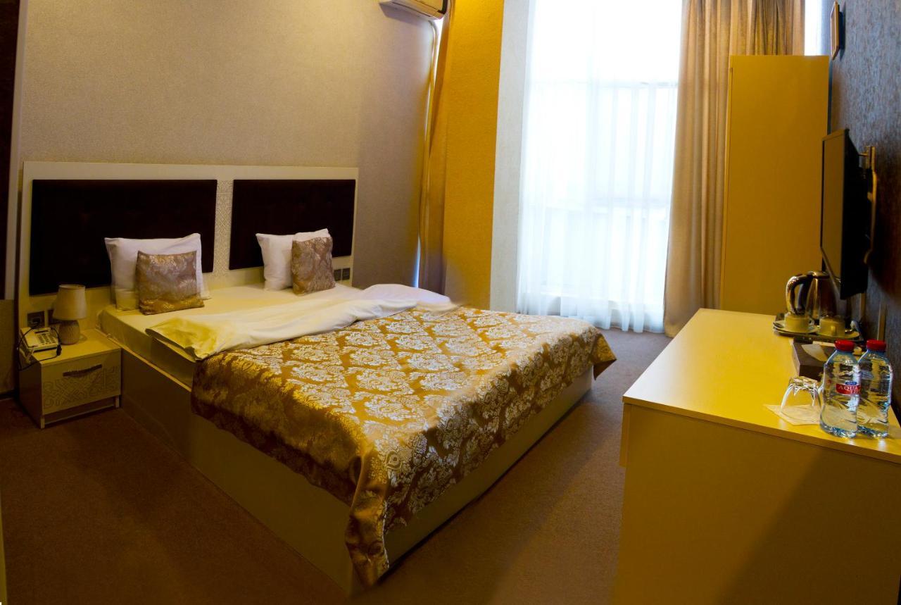 Khaghani Center Hotel Баку Екстериор снимка