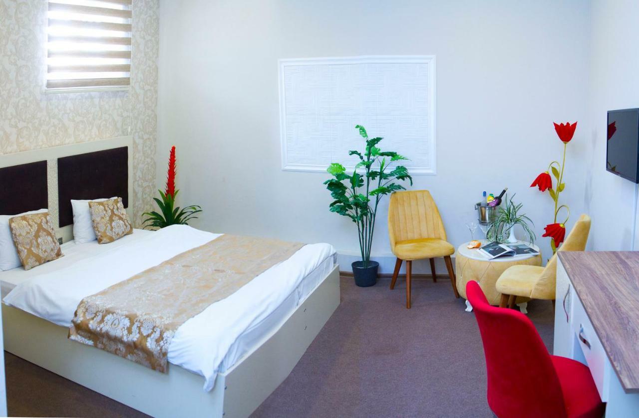 Khaghani Center Hotel Баку Екстериор снимка