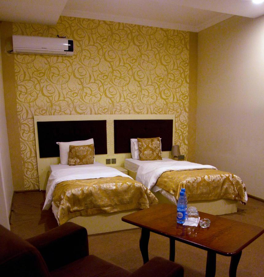 Khaghani Center Hotel Баку Екстериор снимка